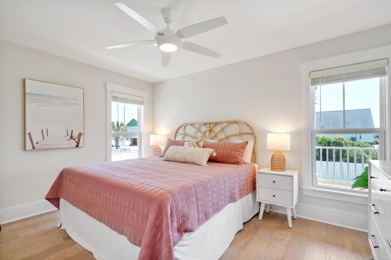 Seas The Day Villa Oak Island Kültér fotó